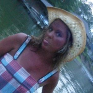 Meet your Posher, Amy leigh